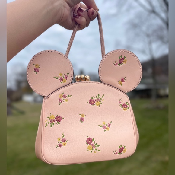Coach Disney limited edition kisslock crossbody with Minnie mouse ears - Picture 1 of 10